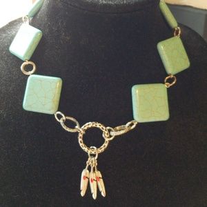 Chunky southwestern howlite necklace
